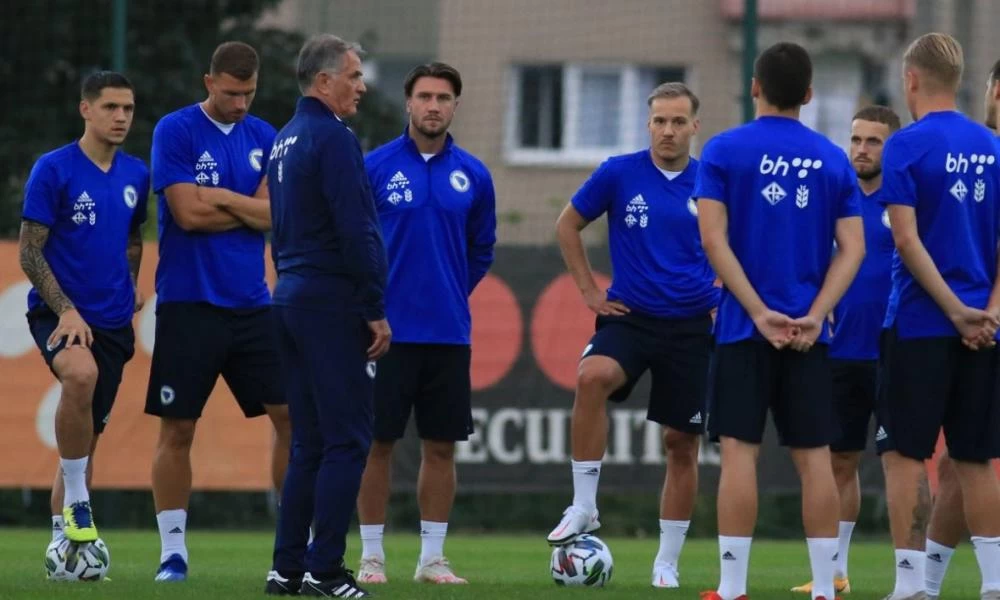 Ντούσαν Μπάγεβιτς: «Δεν έπιασα από τον λαιμό τον Μισίμοβιτς»